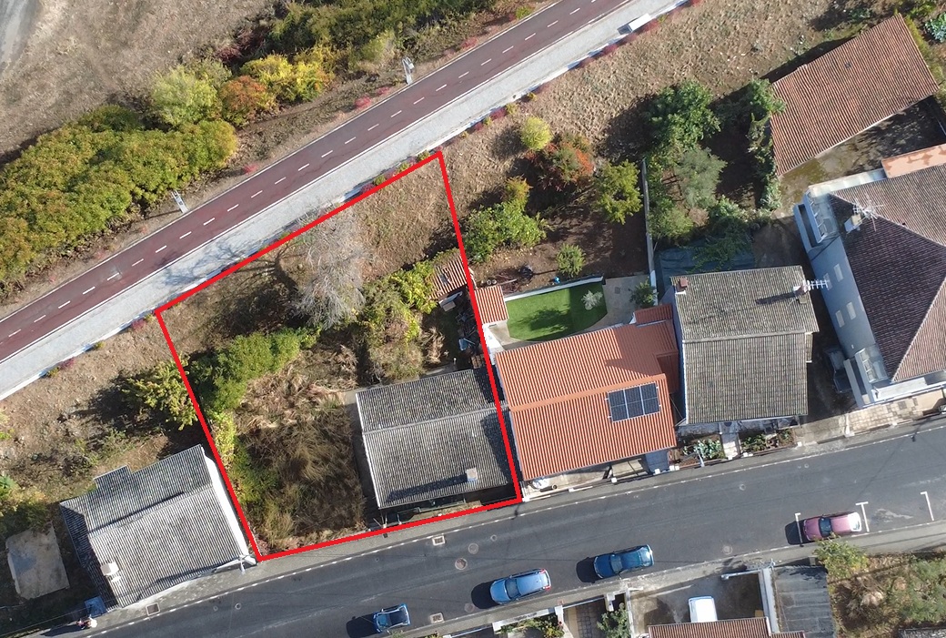 Casa à venda em Bragança, Zona calma junto à ciclovia